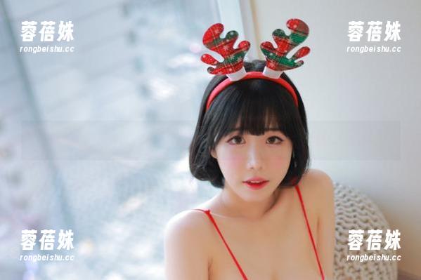 看看Addielyn(에디린)女朋友的精选作品，简直让人羡慕！