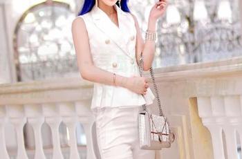 Feilin嗲囡囡 – 寻觅陈雅漫VICKY的女孩作品：一起来“偷”个视线吧！
