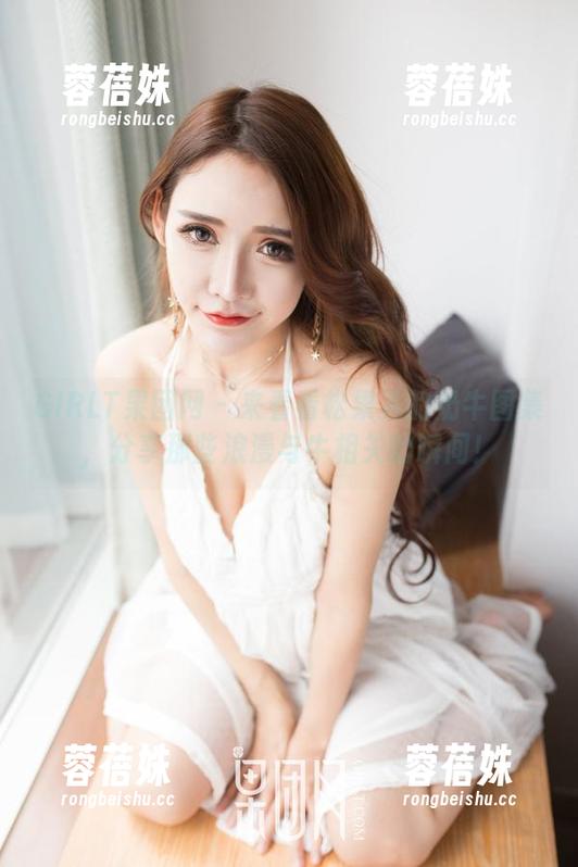 GIRLT果团网 - 来看看松果儿的奶牛图集，分享那些浪漫与牛相关的瞬间！