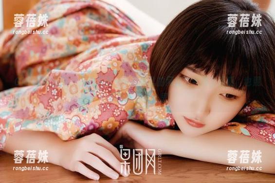 GIRLT果团网 - 海边写真——松果儿的网盘，照得出温暖，也照不出我的小心思