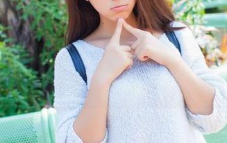 IMiss爱蜜社 – 迷失在莉娜lena学姐的写真与资源中，竟然有点小窘迫。
