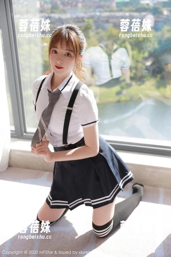 MFStar模范学院 - 谁能抵挡艾静香短裤作品的魅力？快来下载，收藏起来！