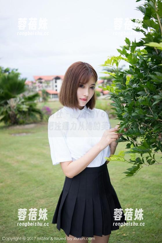 MiStar魅妍社 - 面对丽Yovi的女仆写真，你能否把注意力从她的美图上挪开？
