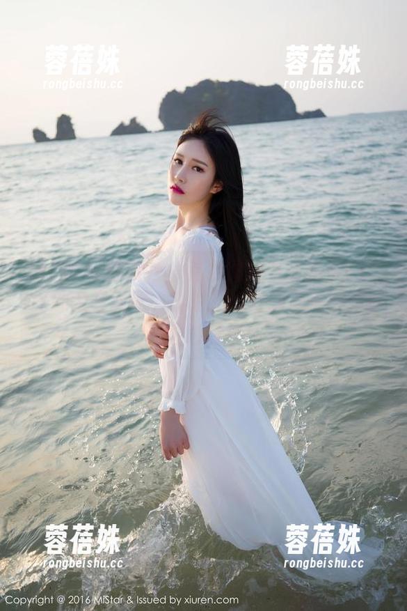 MiStar魅妍社 - 这组图片有陈雅漫VICKY的全套制服，真的是感觉到了一种微妙的时尚震撼！