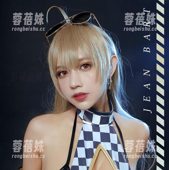 打破清纯界限：PingPing的定制图集带你见识另一面！