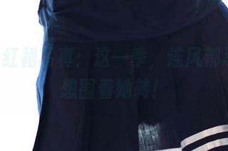 ROSI红裙写真:这一季,连风都忍不住想围着她转!