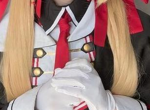 连体衣界的时尚教母——Seele麦麦的写真怎么可以错过?