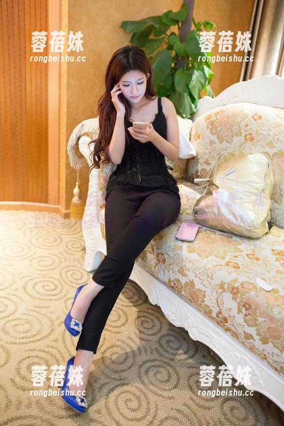 TuiGirl推女郎 - 李七喜的双人图集：我们可以不要钱，但绝对不能少感动！