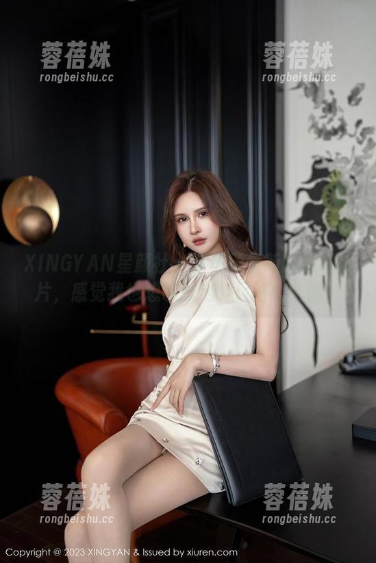 XINGYAN星颜社 - 李柯颖最新的眼镜照片，感觉我也想试试这种风格，哈哈！