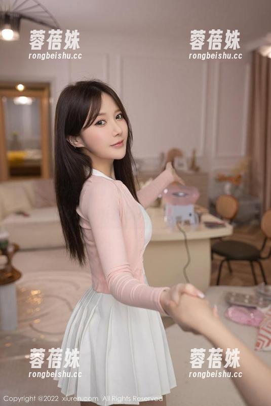 Xiuren秀人网 - 从和服开始，私房聊起：FoxYini孟狐狸的时尚小世界