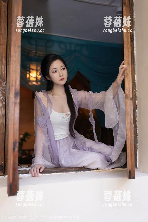 Xiuren秀人网 - 白色是她的舞台：心妍公主的作品集分享，等你来发现！