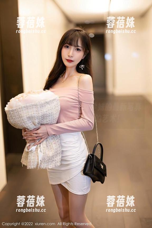Xiuren秀人网 - 李七喜学妹的最新写真集：这才叫做‘撩’的艺术！