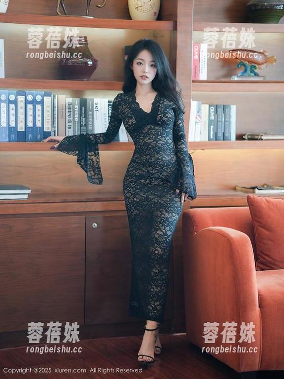Xiuren秀人网-林子欣Freya Xiuren秀人网 - 林子欣Freya写真更新:厨娘变魔术,看看菜刀飞舞的瞬间!