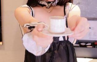Xiuren秀人网 – 阿乖Kiddo泳装写真集：腿长过我，自带海风的超能力，这组照片我给100分！