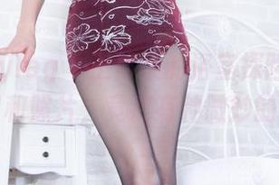 beautyleg – 王郁文的浴室探险——她的原图和照片，竟然有种微妙的隐秘感