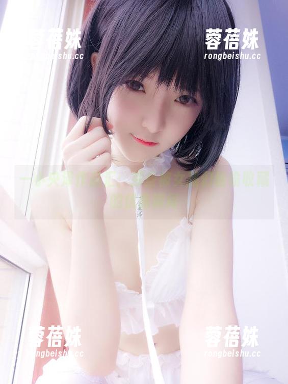 一小央泽作品汇：那些被女孩们偷偷收藏的优雅瞬间