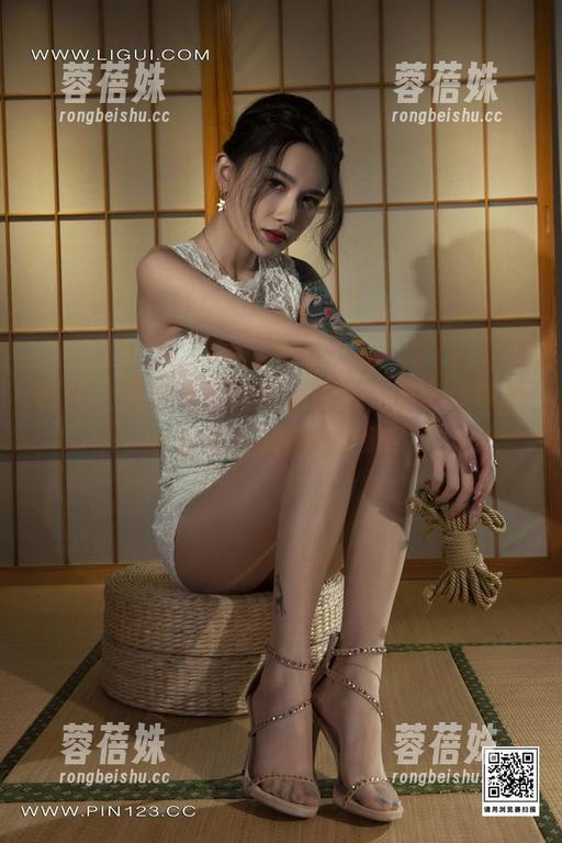 丽柜 - 走进文芮的居家世界，准备好迎接全套图片的洗礼了吗？