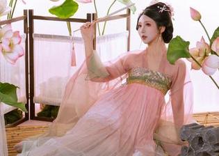 温柔不过是个开始,云溪溪的美图分享让我想说:太会玩了!