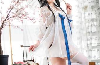 你夏夏的秘书角色扮演,美图火力全开!