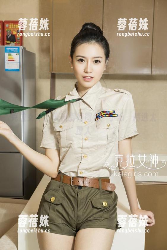 克拉女神 - 珊珊御姐图包：小心，精选太撩人