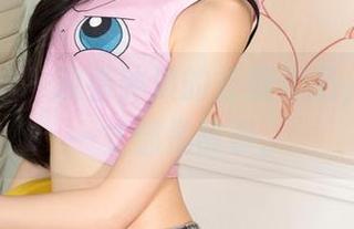 克拉女神 – 观看钟淇的长腿作品，感觉每一寸都是故事。