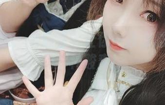 夏日图包：名濑弥七让你一秒穿越到海边的那种酸爽！