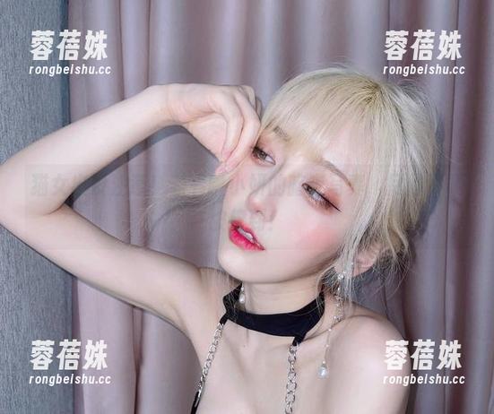 猫女出没注意！看看啾小妍的暗夜写真，尽量不要被撩到！