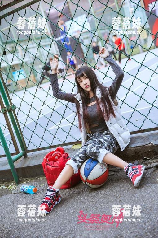 头条女神 - 火儿与温柔的亲密接触，最新资源只为你！