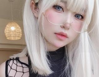 女主K精选作品：裤里丝，解锁时尚与魅惑的完美结合！