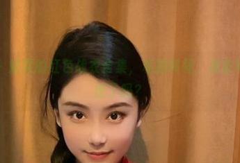 微密圈 – 奶雯的红色战衣合集，私拍瞬间，准备好心跳加速了吗？