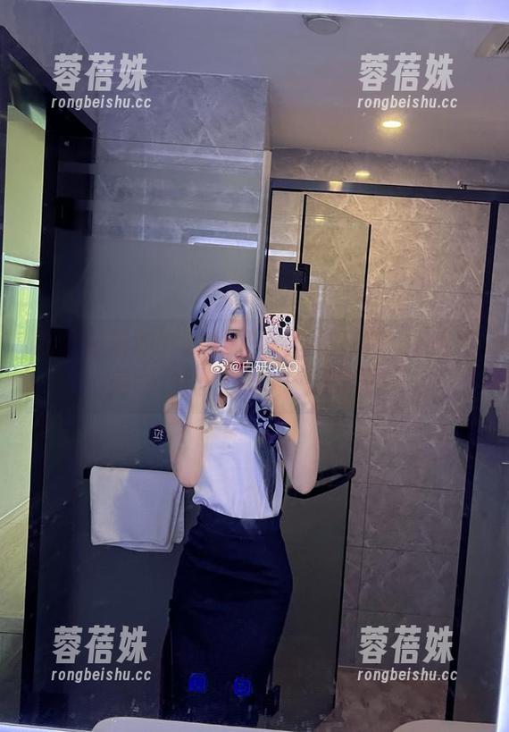 妖君白研的女友都是怎样的存在？让这组美图和图包带你一探究竟！