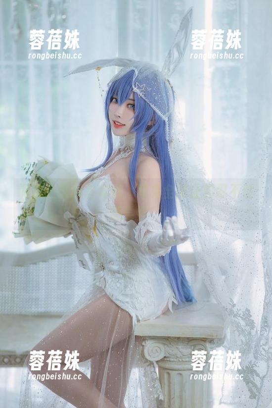 调皮的厨娘宫本樱，写真全集让你忍不住想尝尝！