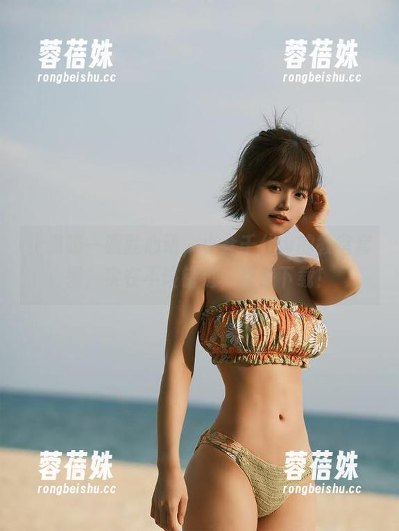 上课瞄一眼就心动，小仓千代w的教室套图，实在不该错过，快来下载！