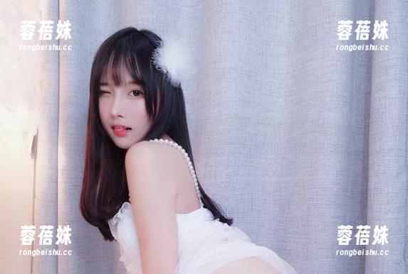 小小奶瓶儿美脚合集，壁纸都想当通勤鞋！
