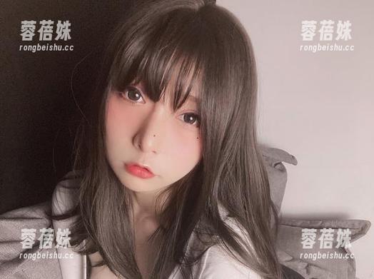小泉学姐吖的私底下——风纪委员的神秘福利与原图等你来挖掘！