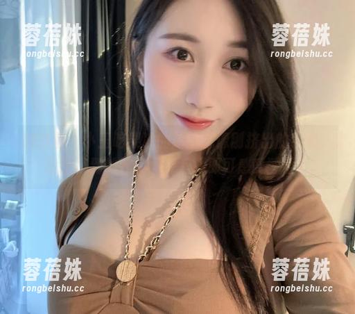 小玉吃果冻 微密圈 - 小玉吃果冻的肌肤就像刚挤出的牛奶,意想不到的作品集,下载即可感受醇香!