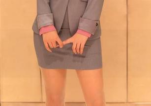 尤蜜荟 – 定制体操服的好处:laura阿姣的图集里藏着我的青春幻想!