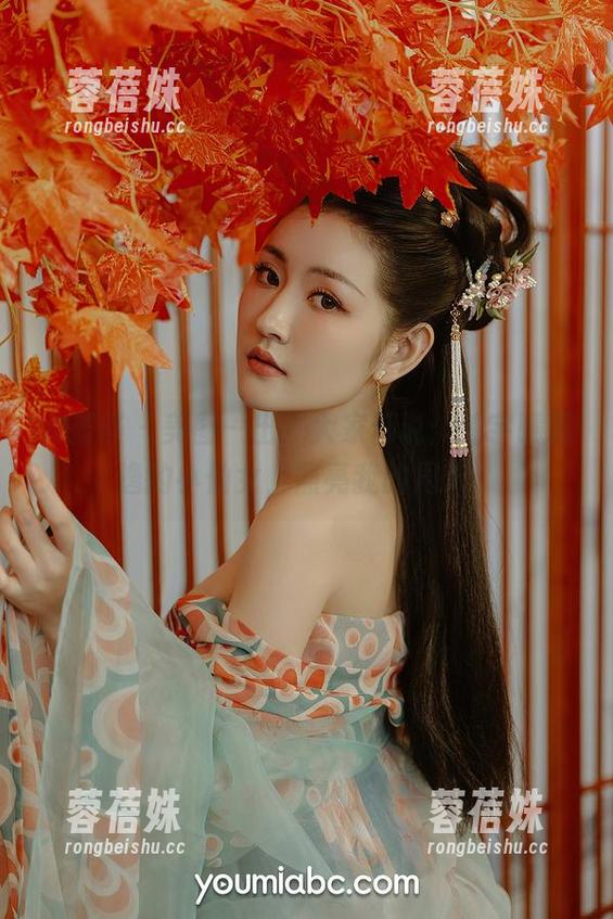 尤蜜荟 - 美图一出，大家都说：陈宇曦飘逸的小仙女，照亮我的周末！