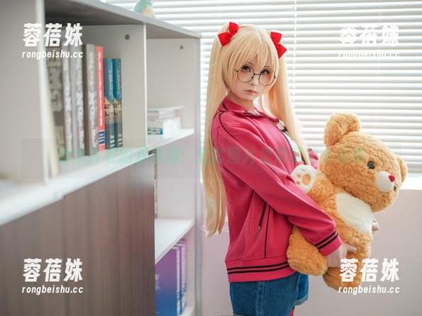 幼水铃衣的双马尾：全套图片里潜藏的小心机
