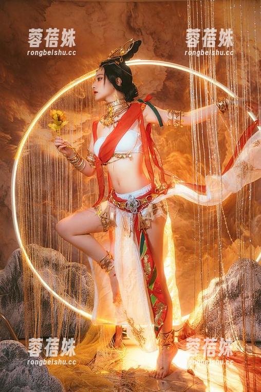 跟随幼爱youmeko的脚步，发现无圣光下爱莉希雅女仆装的优雅与魔力！