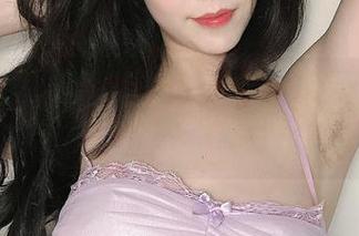 抖娘利世：当高清写真遇上花房阳台，真应该找个无聊的人一起来！