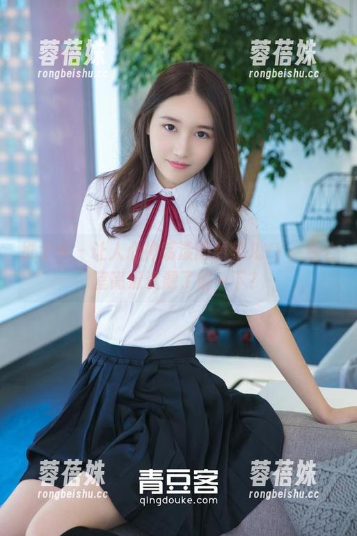推女神 - 让人心神荡漾的颖莹儿YY，办公室高清资源了解一下？