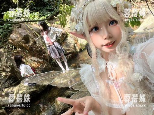 无颜小天使wy：皮衣写真集，让你想起的不止是摇滚