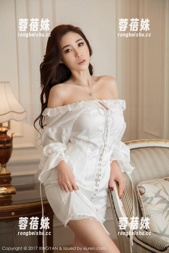 星颜社 - 安安Angel的女仆高清写真作品，轻松汇聚了我所有的注意力，有些过于吸引人了！