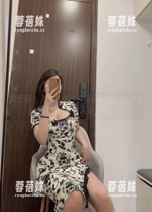 微密圈 - 是可馨吖少女私房图集：让你看到什么叫‘长大了也要疯’！