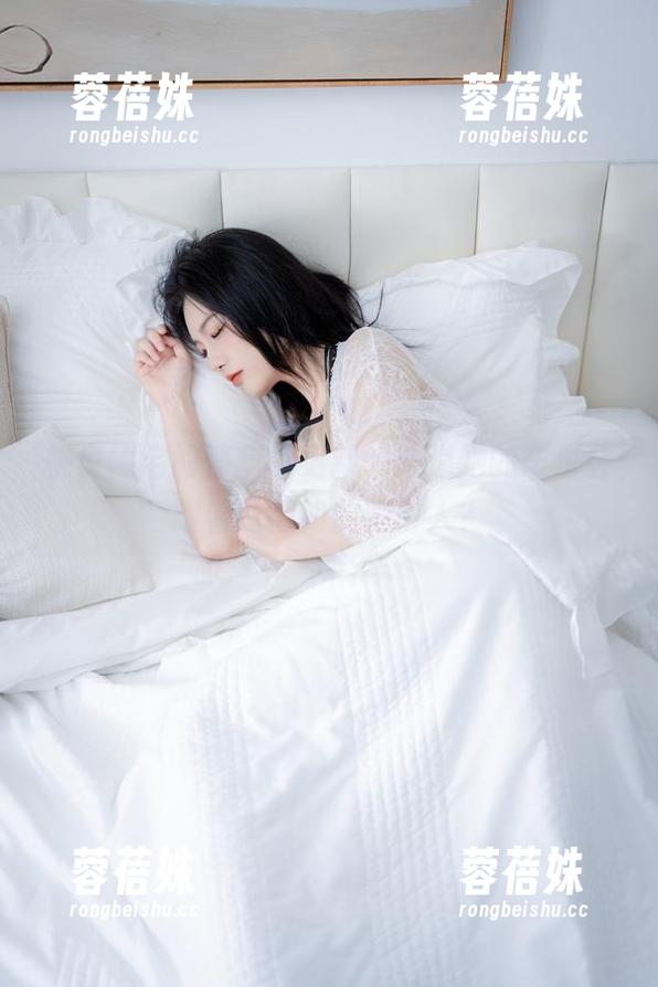 桃良阿宅的停车场更新，难道她的车也会跟着变得如此吸引人？