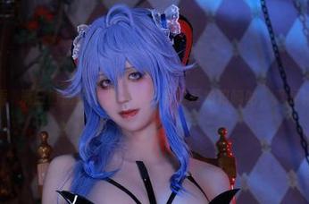 每次看桜满三时的皮衣作品，心里又开始犯嘀咕，真是神奇！