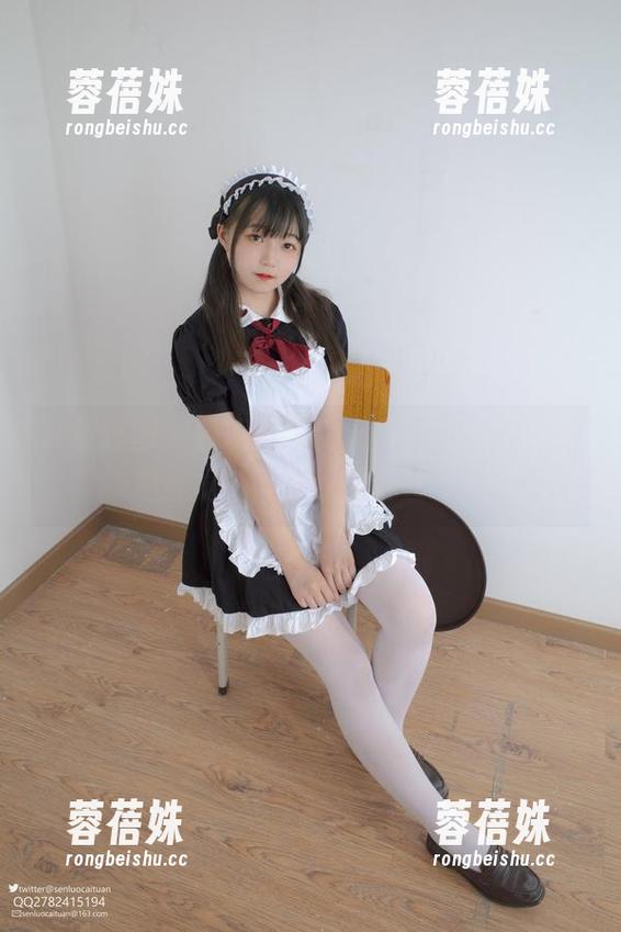 森萝财团-吸吸 森萝财团 - 吸吸的图库,白丝少女,简直是视觉的“清水出芙蓉”。