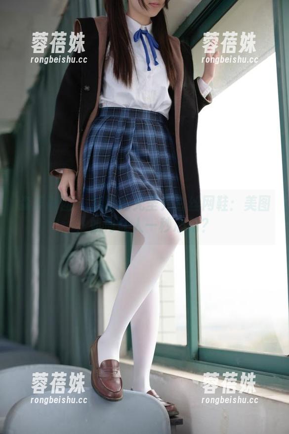 森萝财团-默陌 森萝财团 - 默陌的无圣光白丝网鞋:美图,如何让人一秒心动?