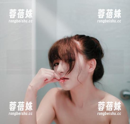无圣光版樱晚gigi：套图里藏着的衬衫故事，真是让我心痒！